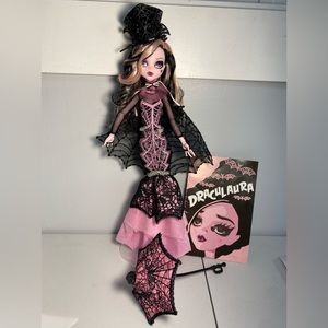 Rare Monster High Draculara Collector Doll